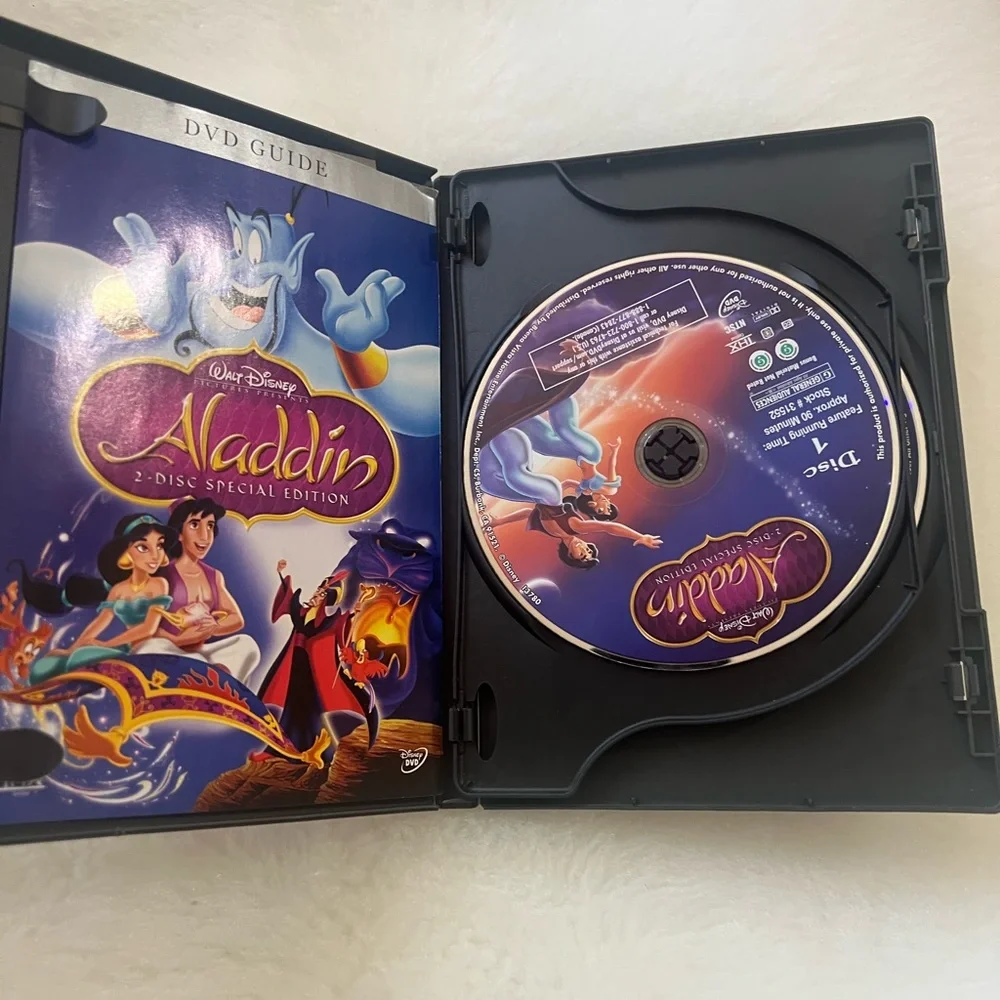 ✨🎉HP⭐️🎉Bundle DVD Disney Aladdin The Last Unicorn and Chicken Little